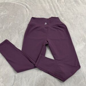 Ptula Medium Purple Leggings